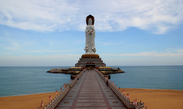 Kreuzfahrt Landausflug: Sanya - Hainan - den Süden von China erleben sanya-buddhistisches-zentru