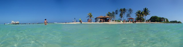 Erfahrungsbericht Kreuzfahrt Ausflug Belize City: Goff's Caye goffscaye-belize-panorama