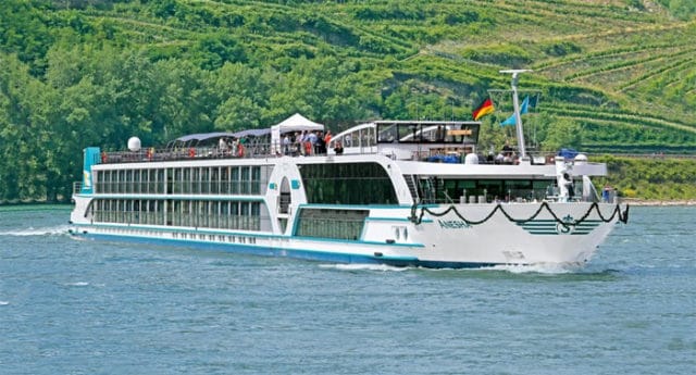 "Verrückt nach Fluss" an Bord der MS Anesha, unter der Kapitäns Leitung von Raul Kraaier