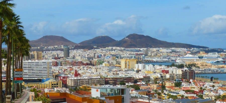 Las Palmas Gran Canaria - Kreuzfahrthafen - Kreuzfahrtschiff AIDA