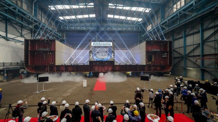 Bekanntgabe des Namens AIDAcosma und Kiellegung in der Neptun Werft