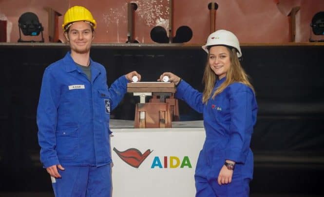 AIDAcosma Kiellegung und Münze