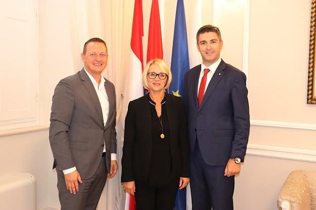 AIDA President Felix Eichhorn, Bürgermeister Mato Frankovic, Stellvertreterin Jelka Tepsic
