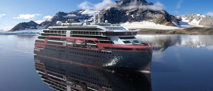 „Fridtjof Nansen“ von Hurtigruten