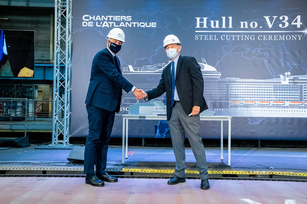 Pierfrancesco-Vago-Executive-Chairman-of-MSC-Cruises-and-Laurent-Castaing-Chantiers-de-lAtlantiques-General-Manager-2-1