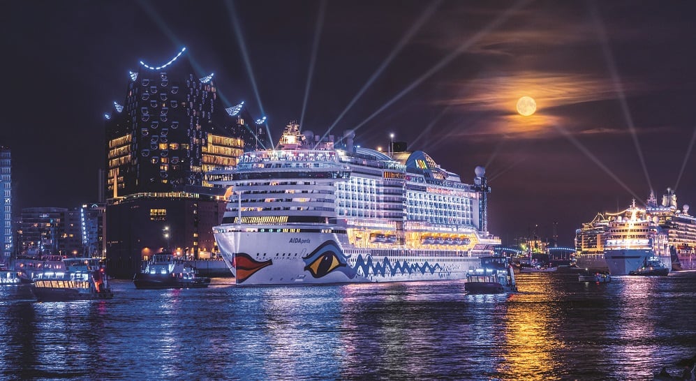 AIDAperla-hamburg-HCD_c_Jan-Schugardt