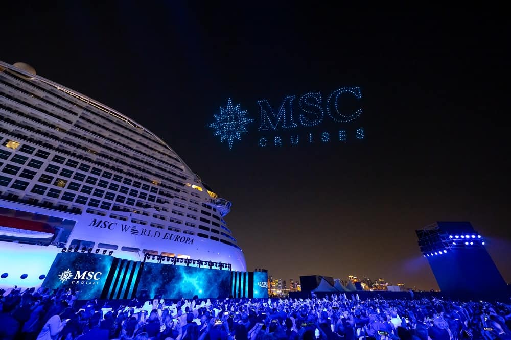 Taufe der MSC World Europa in Doha Credit-Ivan-Sarfatti-Drone-Show-at-MSC-World-Europa-Naming-Ceremony