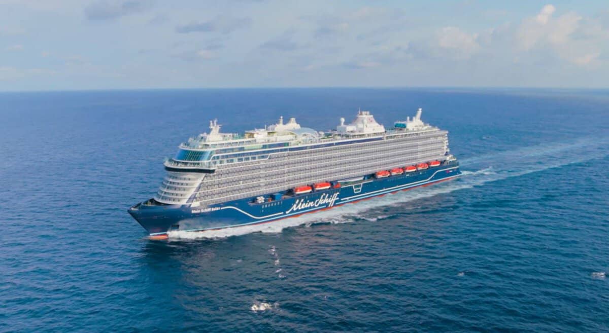 Ostsee Minikreuzfahrt: 3 Tage an Bord der brandneuen Mein Schiff Relax ab €619 p.P. mein-schiff-relax-drohnenaufnahme